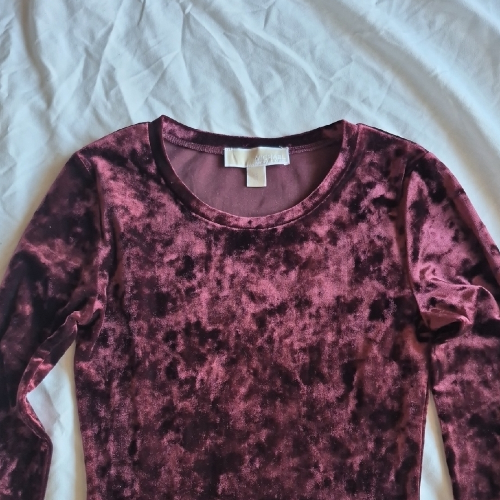 MICHAEL Michael Kors Velvet Long Sleeve Top in Deep Burgundy
